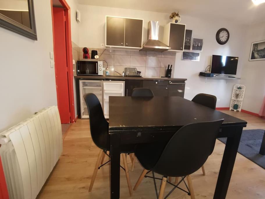 N1 F2 40M2 Avec Petit Jardin Lägenhet Hérouville-Saint-Clair Exteriör bild